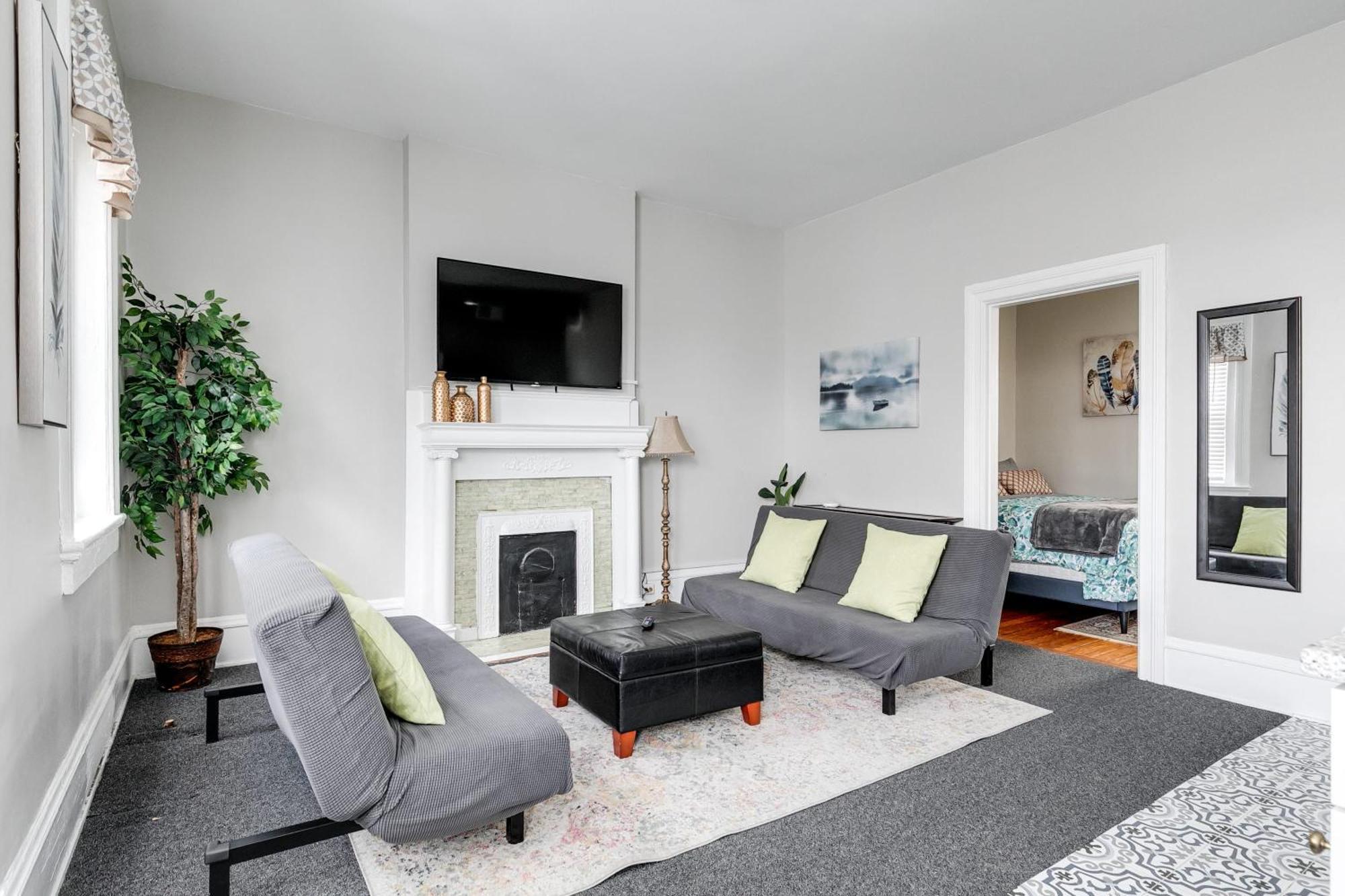G5 King Bed Central Location Museums Free Parking Richmond Bagian luar foto
